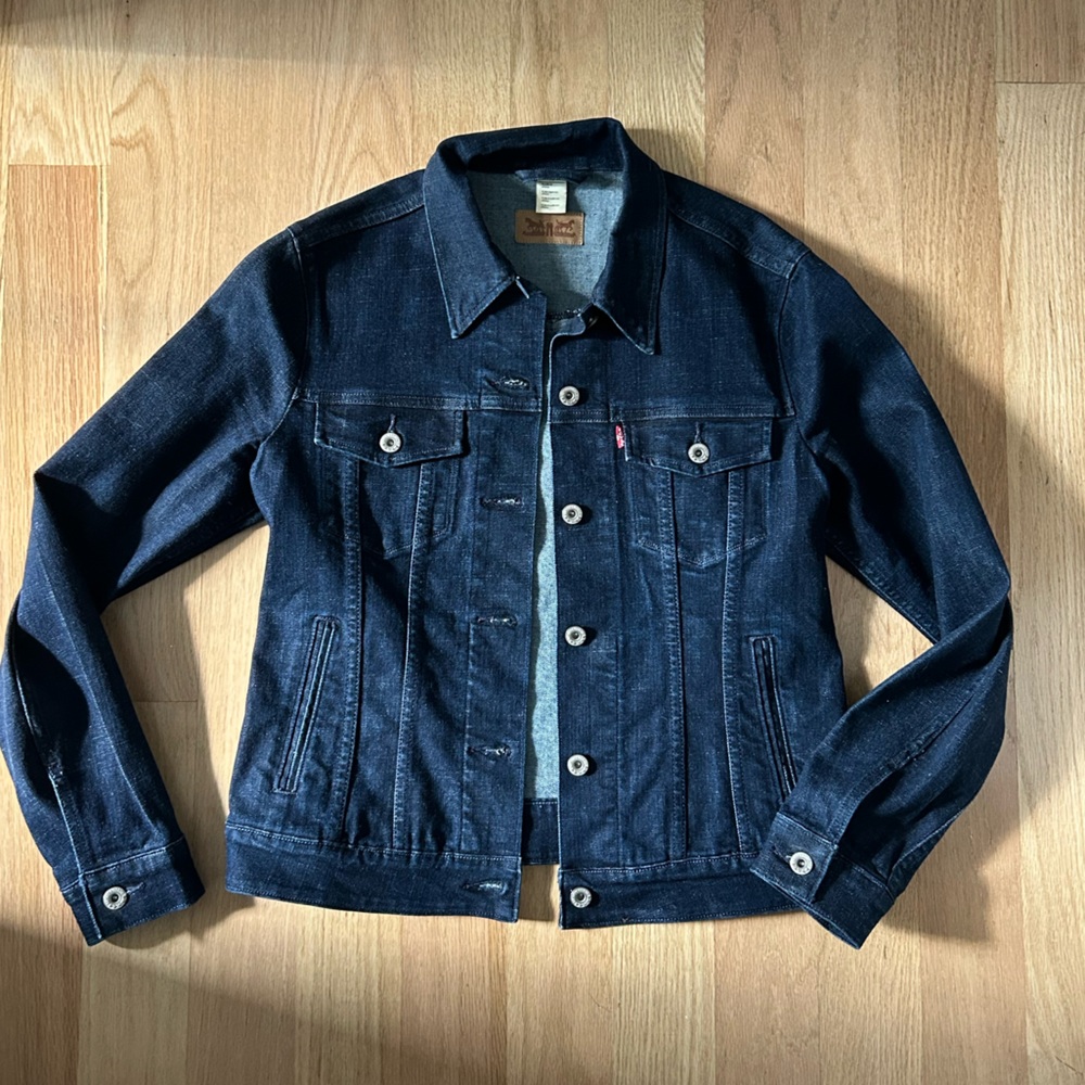 Women’s Levi’s Classic Denim Jacket Dark Wash L